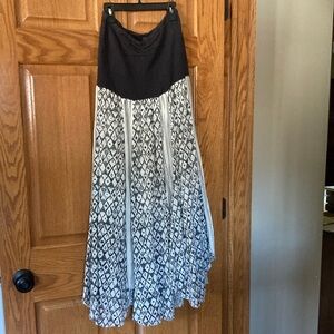 Billabong Black and White Maxi Skirt